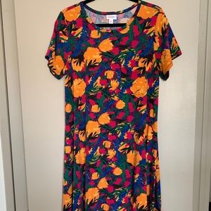 LuLaRoe Carly in Floral Print - Size M